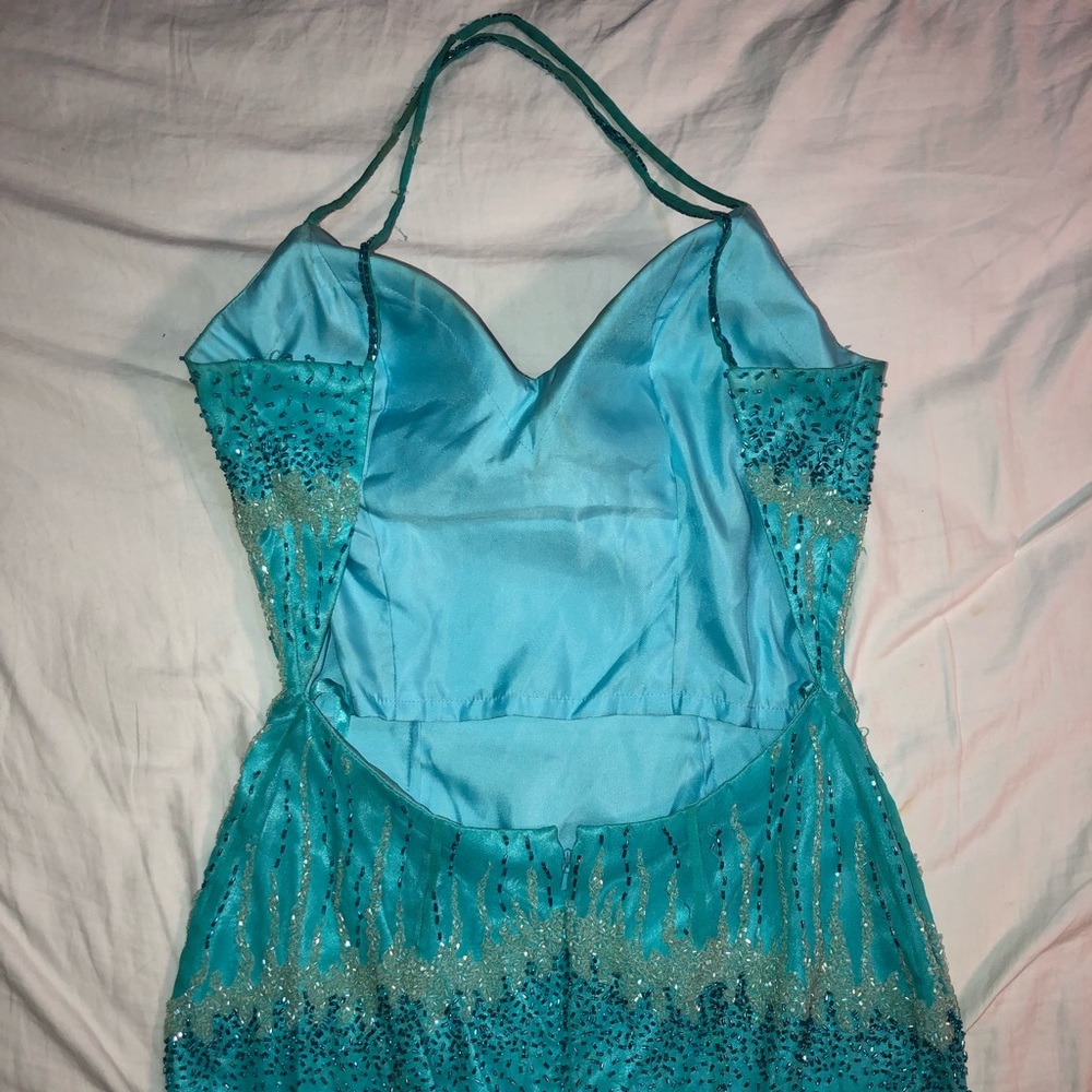Prom dress - Picture 3 of 5